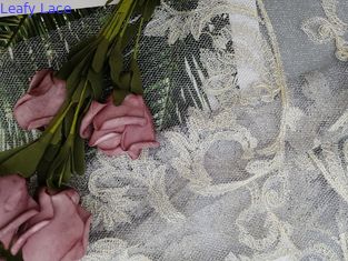 드레스와 결혼하기 위한 얇은 명주 그물 루렉스 금속성 메쉬 구성 아이보리 레이스천