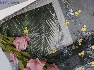 2가지 컬러웨이 꽃 파티는 자수 원단을 비드로 만들었습니다