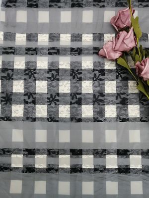 격자 무늬 패턴 과장 줄무늬가 있는 끈 변화가 많은 인쇄 원단