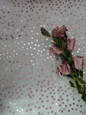 의복을 위한 분홍색 투명한 장식 조각에 의하여 수를 놓는 직물 Organza 얇은 명주 그물