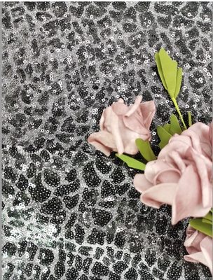 파티 번쩍이는 금속 조각은 구성 이브닝 드레스 레이스 벨벳 번쩍이는 금속 조각 레이스천을 수놓았습니다